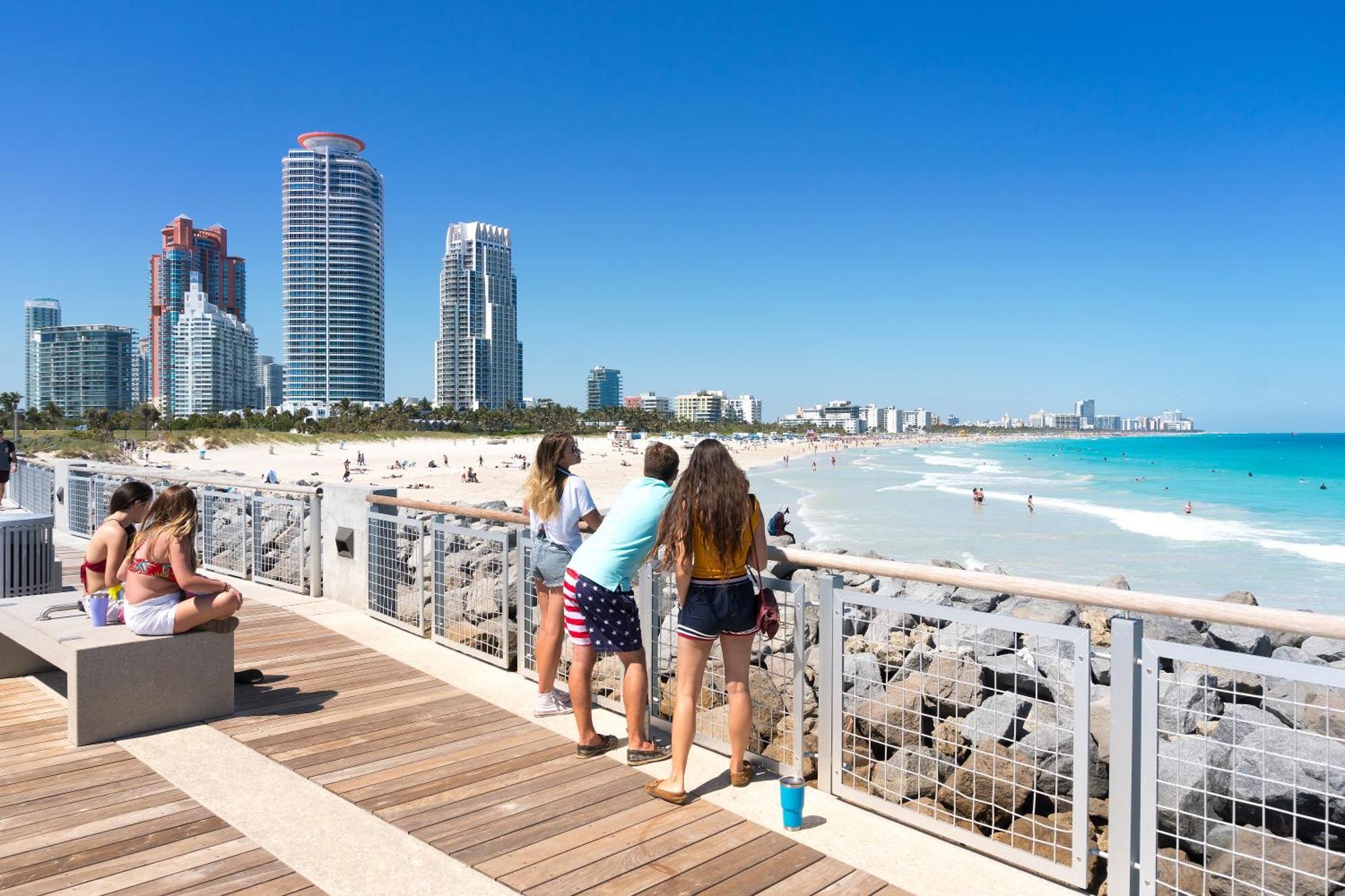 Beachfront Bentley Hotel One Bedroom Suite With Balcony And Beach Access Miami Beach Exterior foto